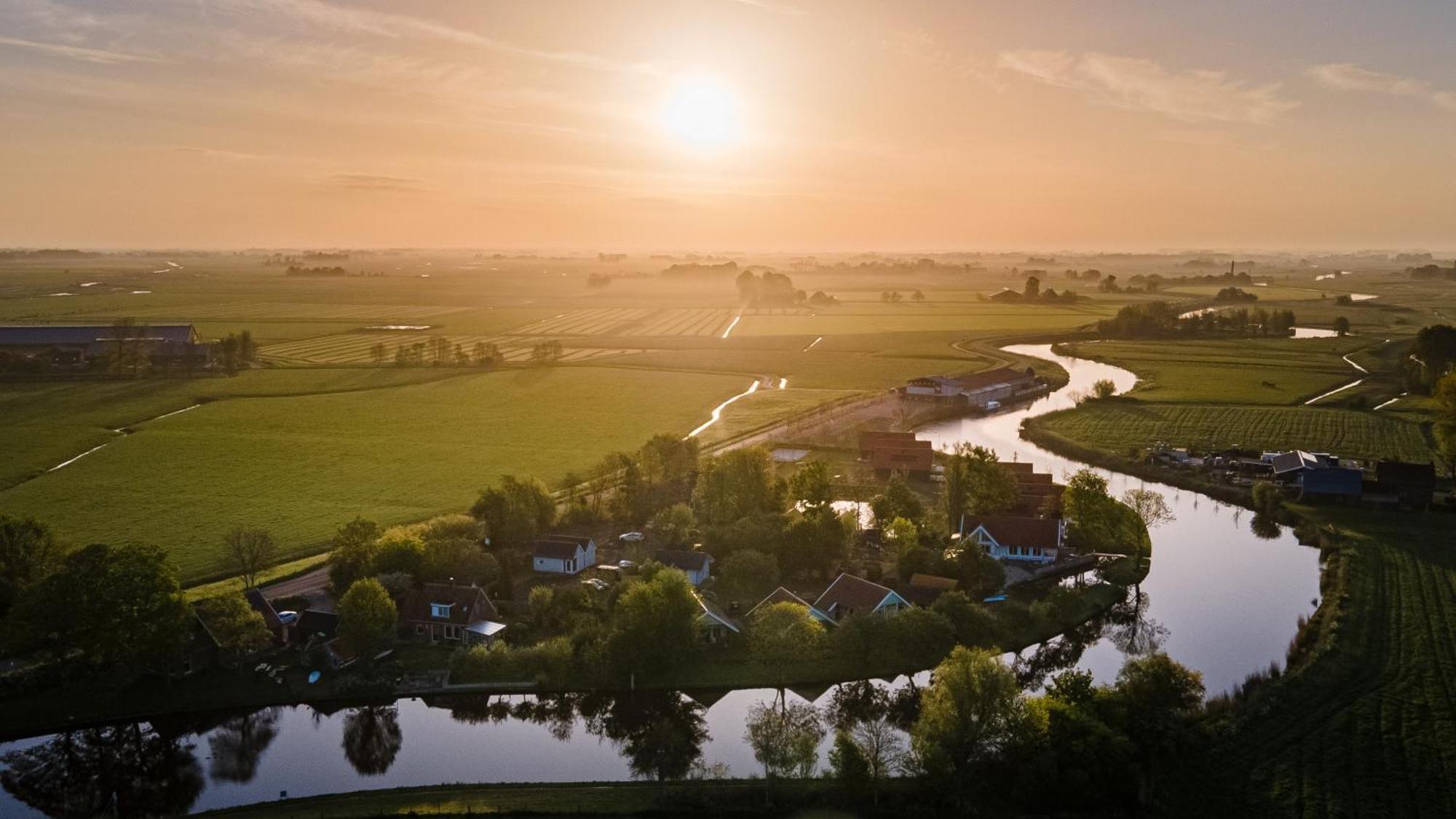 Pod Huisje Met Hottub Dokkum Dış mekan fotoğraf